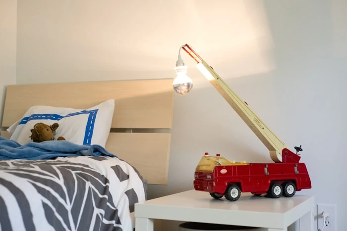 firetruck light as reading light