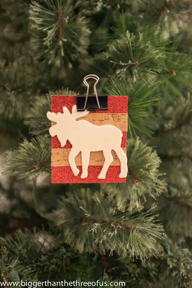 Embroidery Hoop Christmas Ornaments - Remodelando la Casa