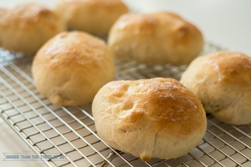 Old Fashioned Yeast Dinner Rolls Recipe - Makyla Creates