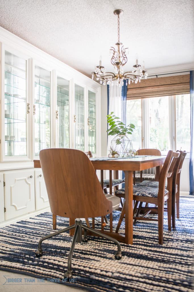 Bright and Modern Formal Dining Room