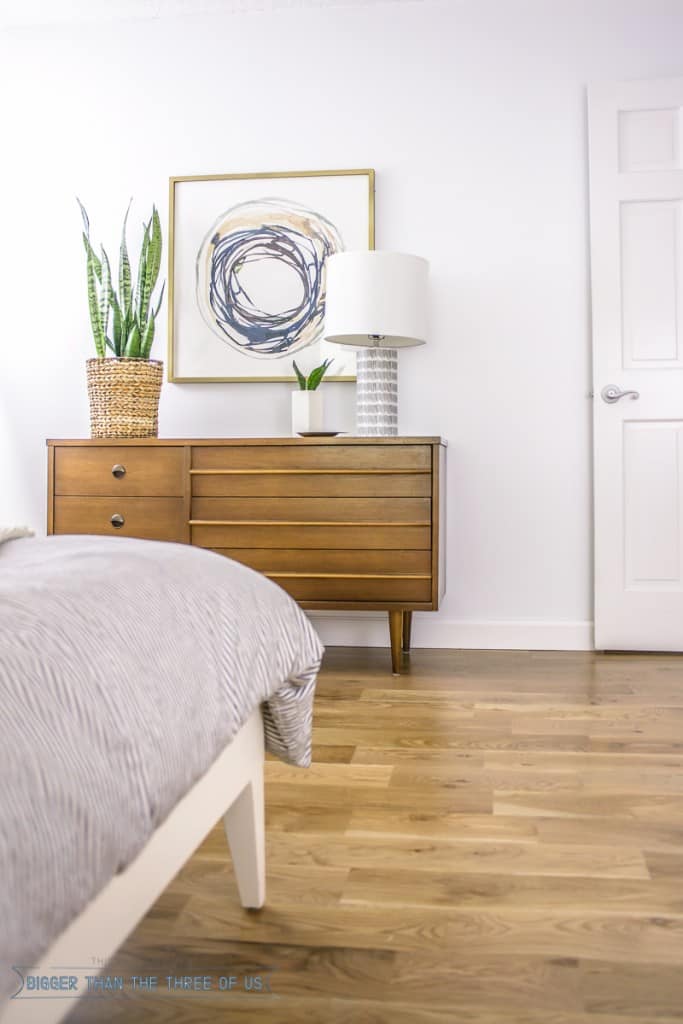 Minimal Mid-Century Modern Master Bedroom 