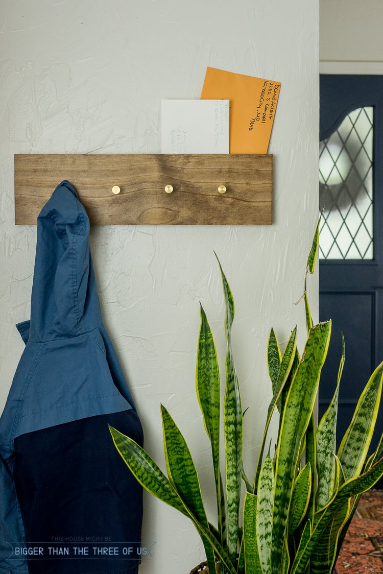 How to build a Modern Coat Rack 