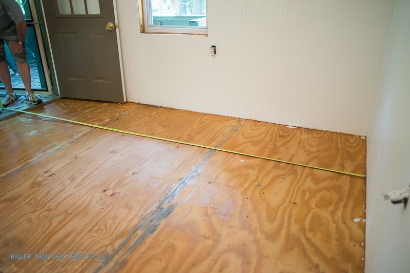How to install Laminate flooring - full tutorial!