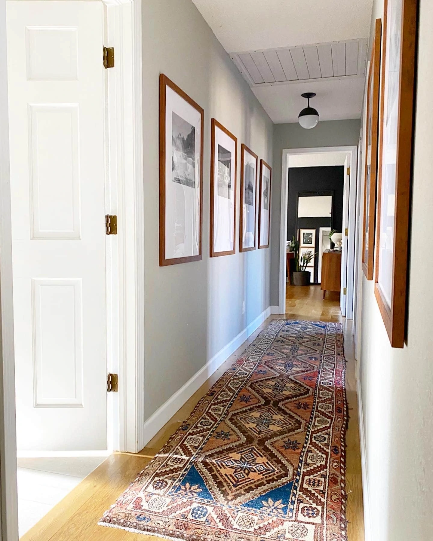 Persian rug in hallway | Where to buy affordable vintage rug roundup