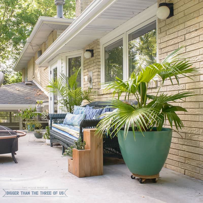 This budget friendly patio refresh includes lots of tips and projects for updating your space on the cheap! 