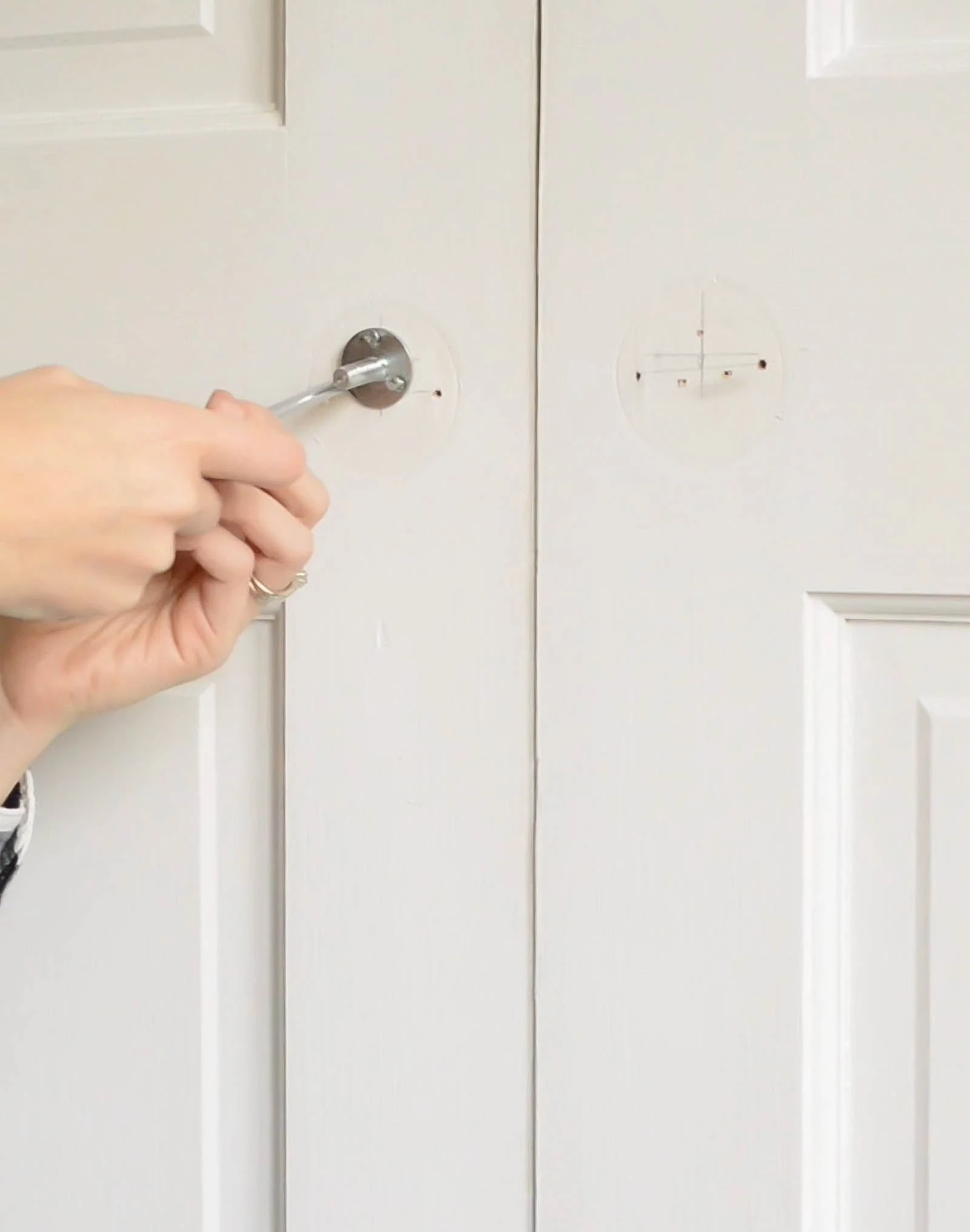 Screwing in a door knob
