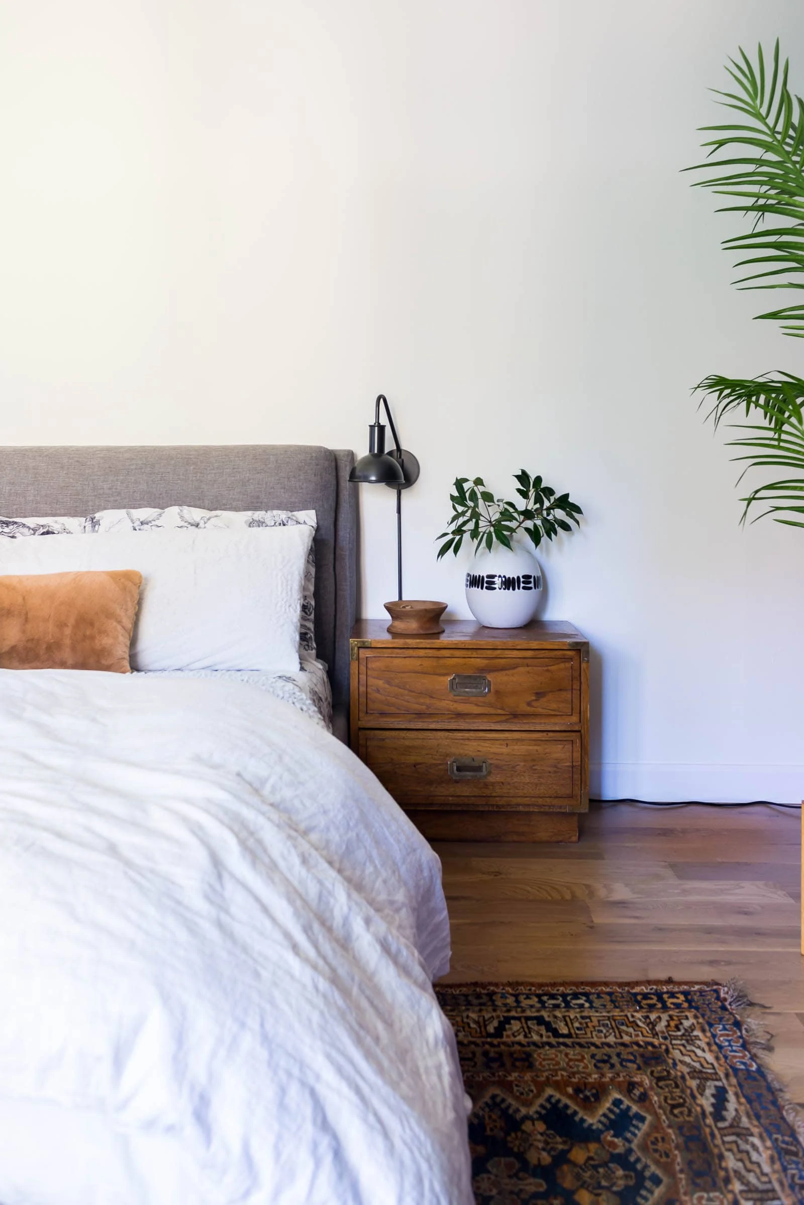 Kids bed with nightstand and sconce