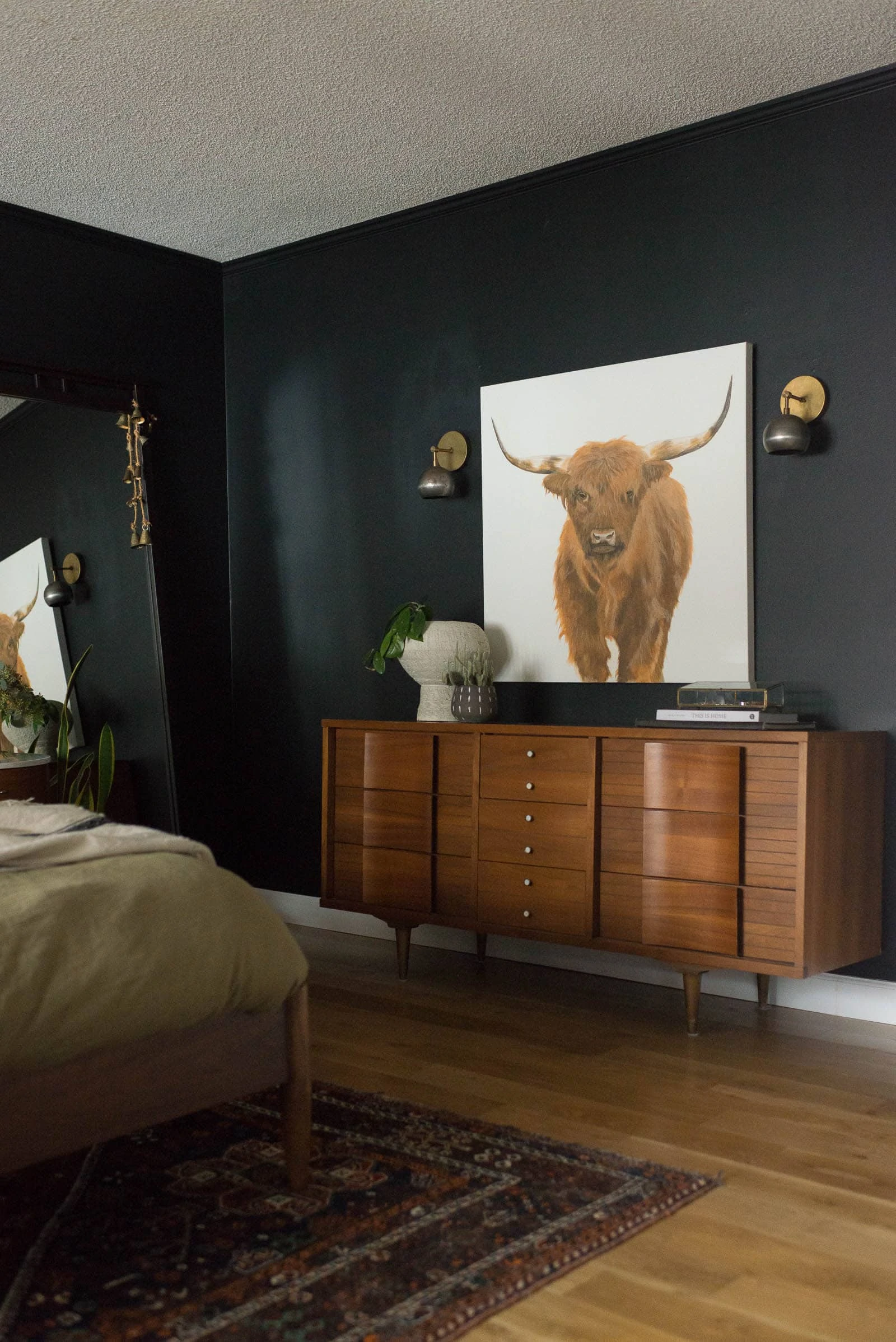 sherwin williams tricorn black