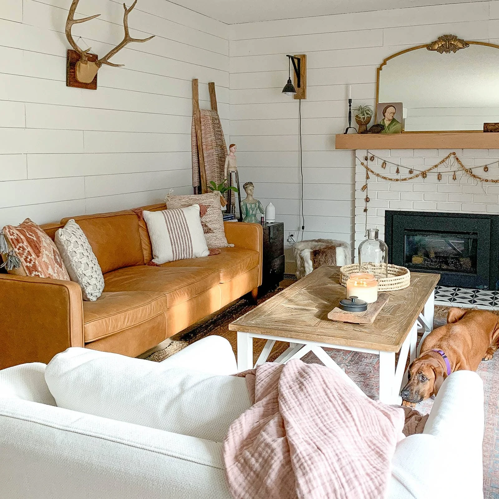 Shiplap living room with leather couch 