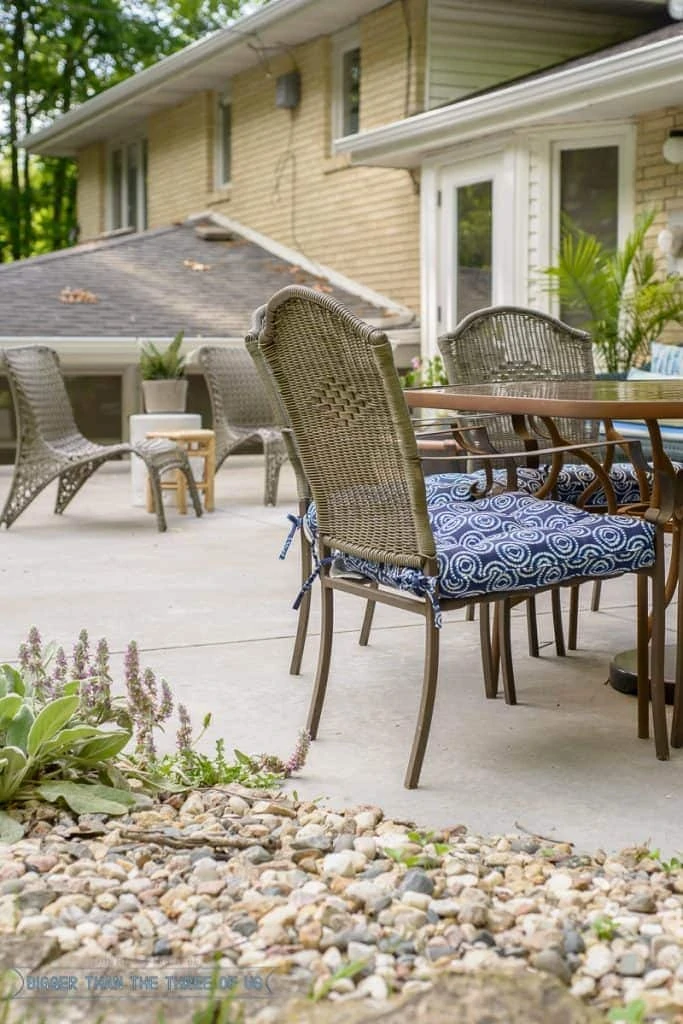 landscaping river rock around patio 