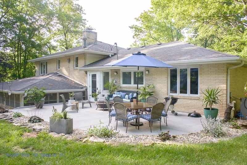 Landscaping with rock instead of mulch