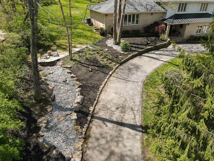 front yard landscaping ideas with rocks and mulch