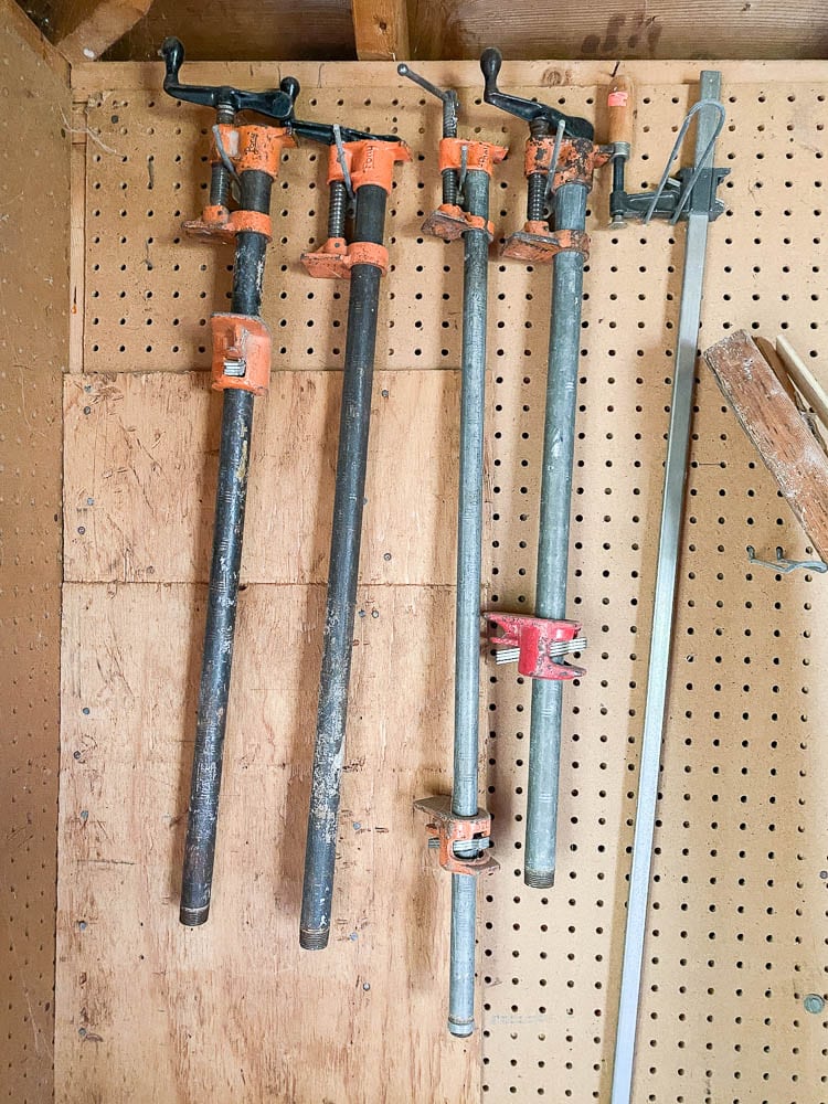 DIY Pipe Clamps (Woodworking Clamps) - Bigger Than the Three of Us