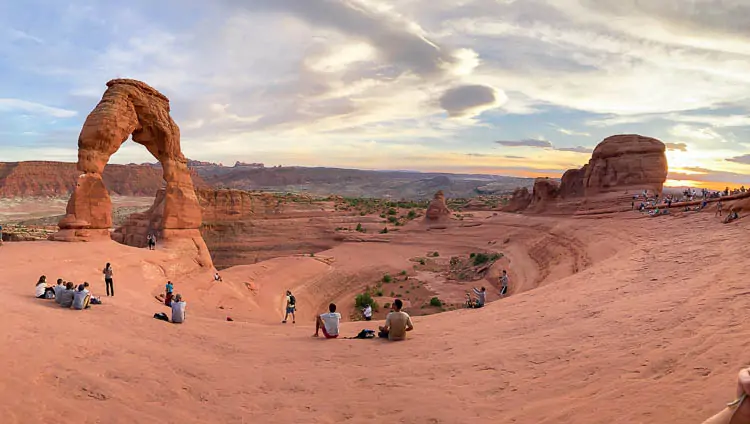 Utah Arches : Visit Delicate Arch at Sunset