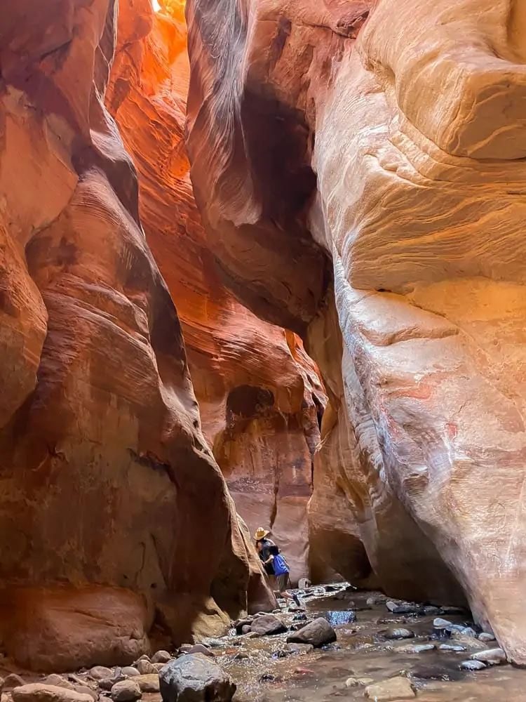 Slot canyon at kannarraville falls