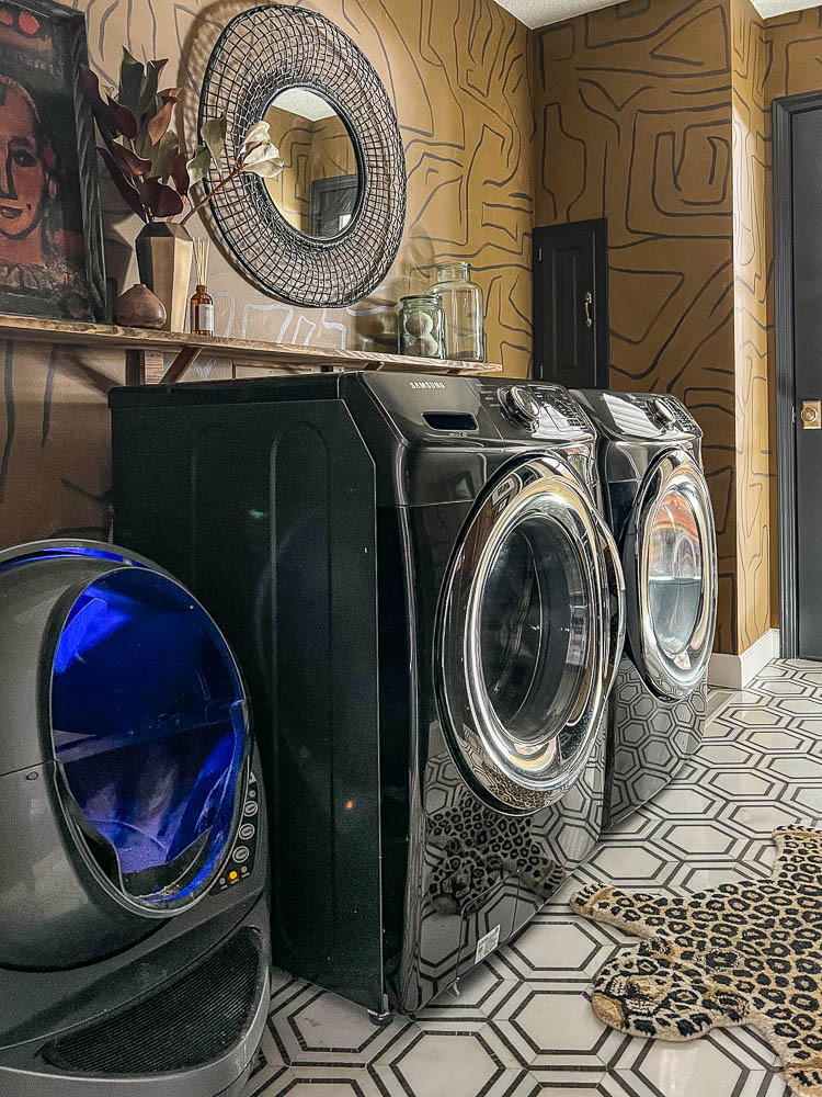 small laundry room