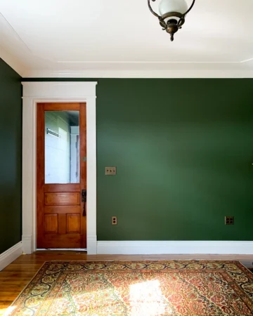 green paint colors for the home featuring a green wall in an historic home