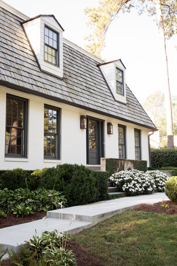 Wanting The White House Black Trim Look On The Exterior?