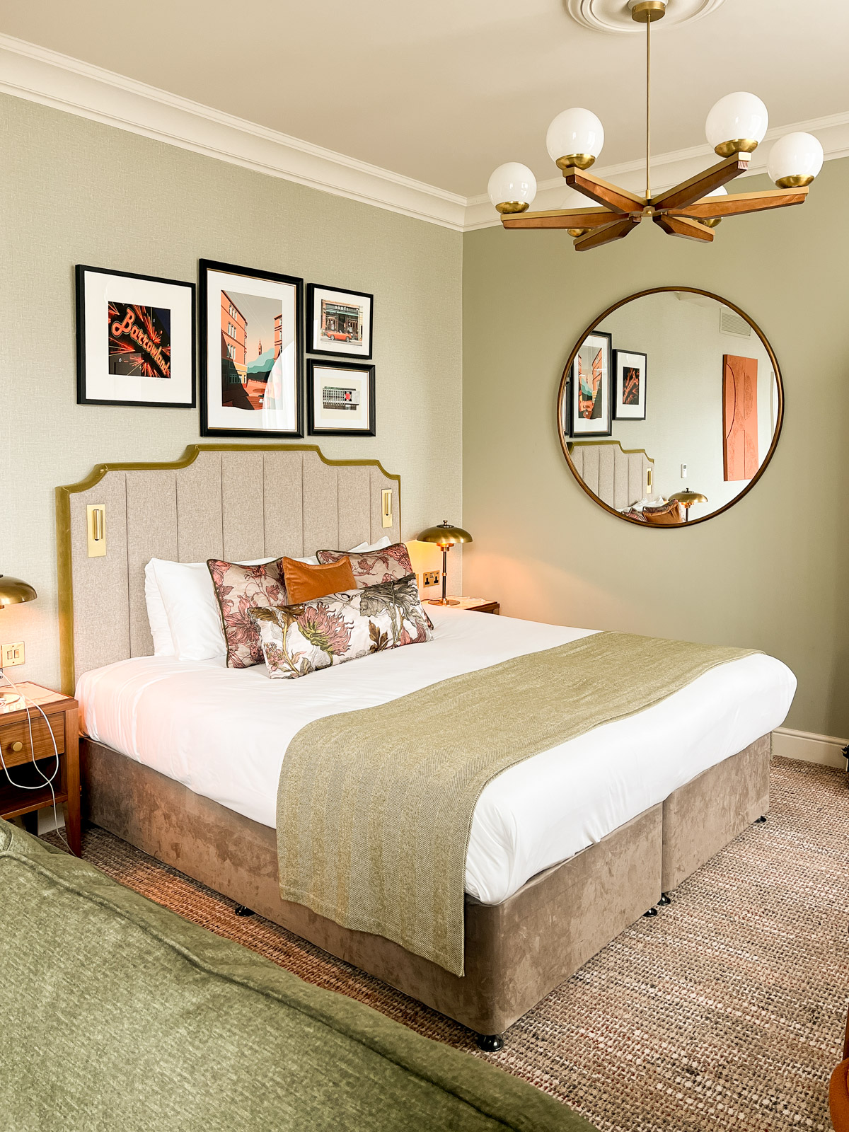 Great hotel for downtown Glasgow central location 